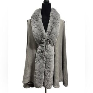 Faux Fur Gray Sleeveless Sweater Vest